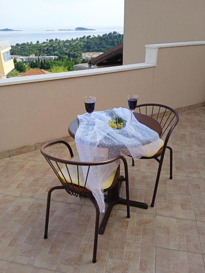 Karoma Sunroof Apartment Mlini Exterior photo