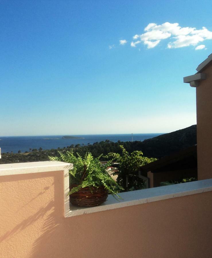 Karoma Sunroof Apartment Mlini Exterior photo